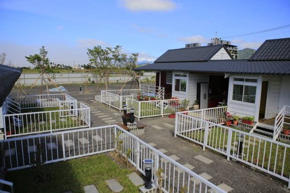 petsyoyo寵遊網－墾丁窩福寵物友善民宿 Woof House