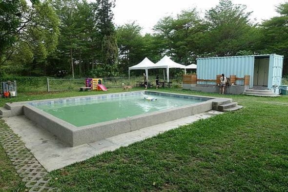 台南寵物友善景點-巴吉划水寵物泳池_Yu Ching提供