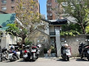 petsyoyo寵遊網-台中寵物友善餐廳 home home 米克斯菲菲的走跳日記提供