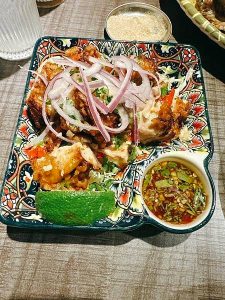 PARTY泰烤魚餐廳 宜蘭礁溪寵物友善餐廳 Yu Ching