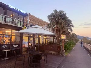 川岩 River Stone Coffee 宜蘭頭城寵物友善店家